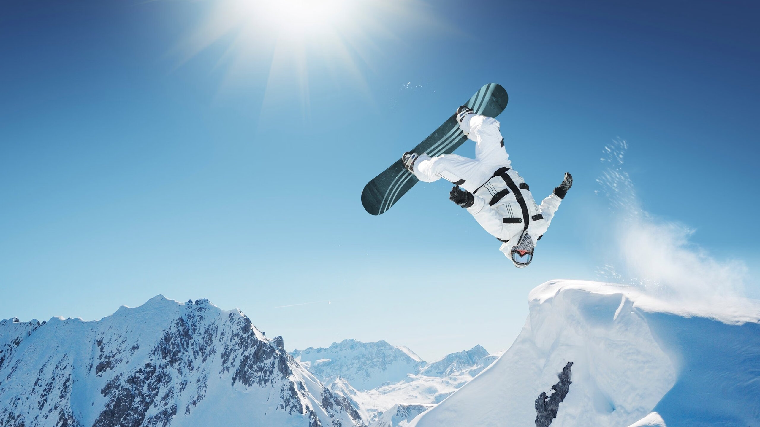 kaiyun 开云体育-世界杯惊天逆转：坚持到底，梦想成真，世界杯瞬间